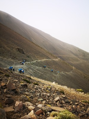 Wędrówka na Toubkal fot. Ewa Soczewka Wędrówka na Toubkal fot. Ewa Soczewka